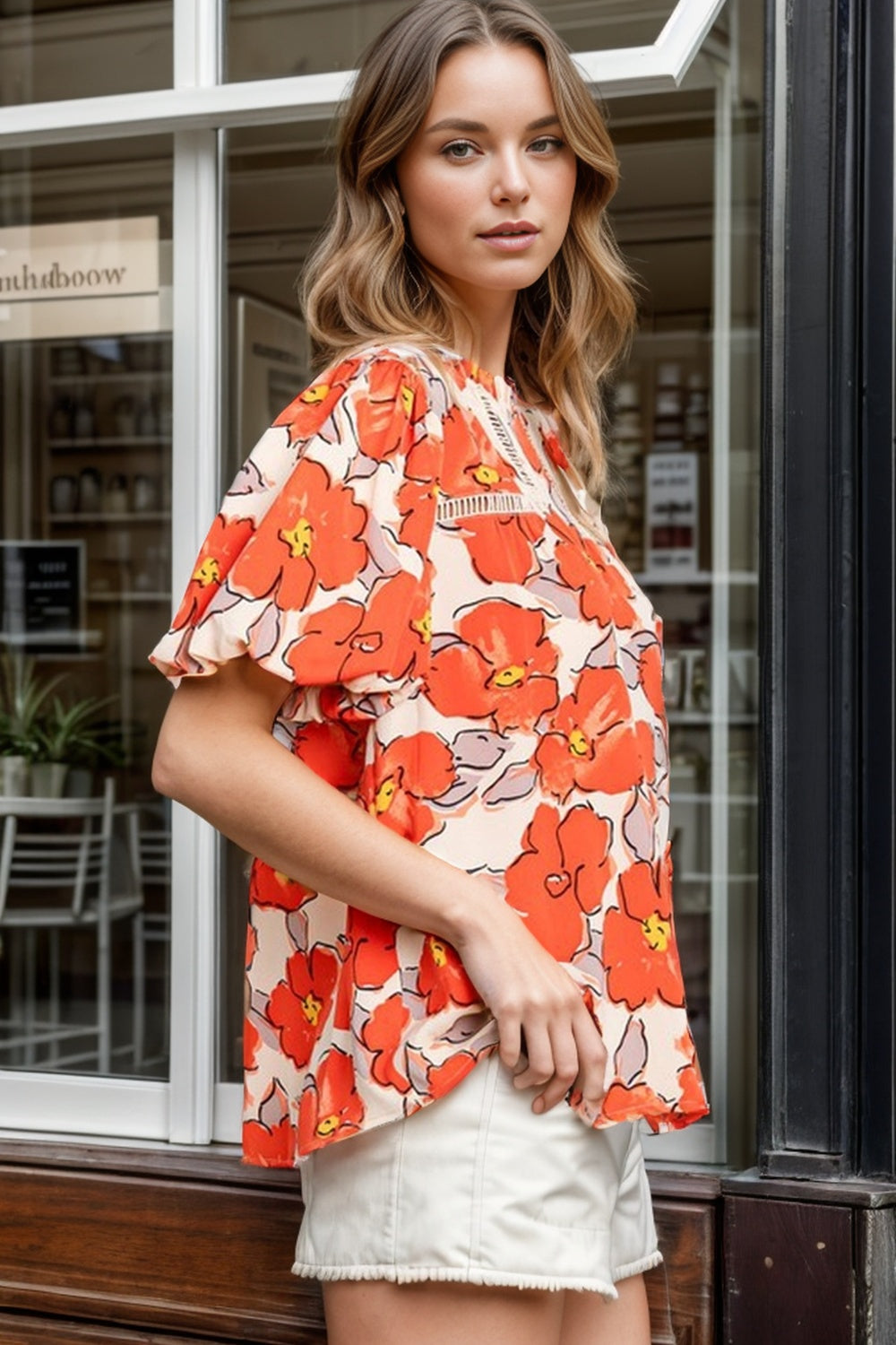 Fashionable Poppy Flower Printed Short Sleeve Blouse with Round Neck
